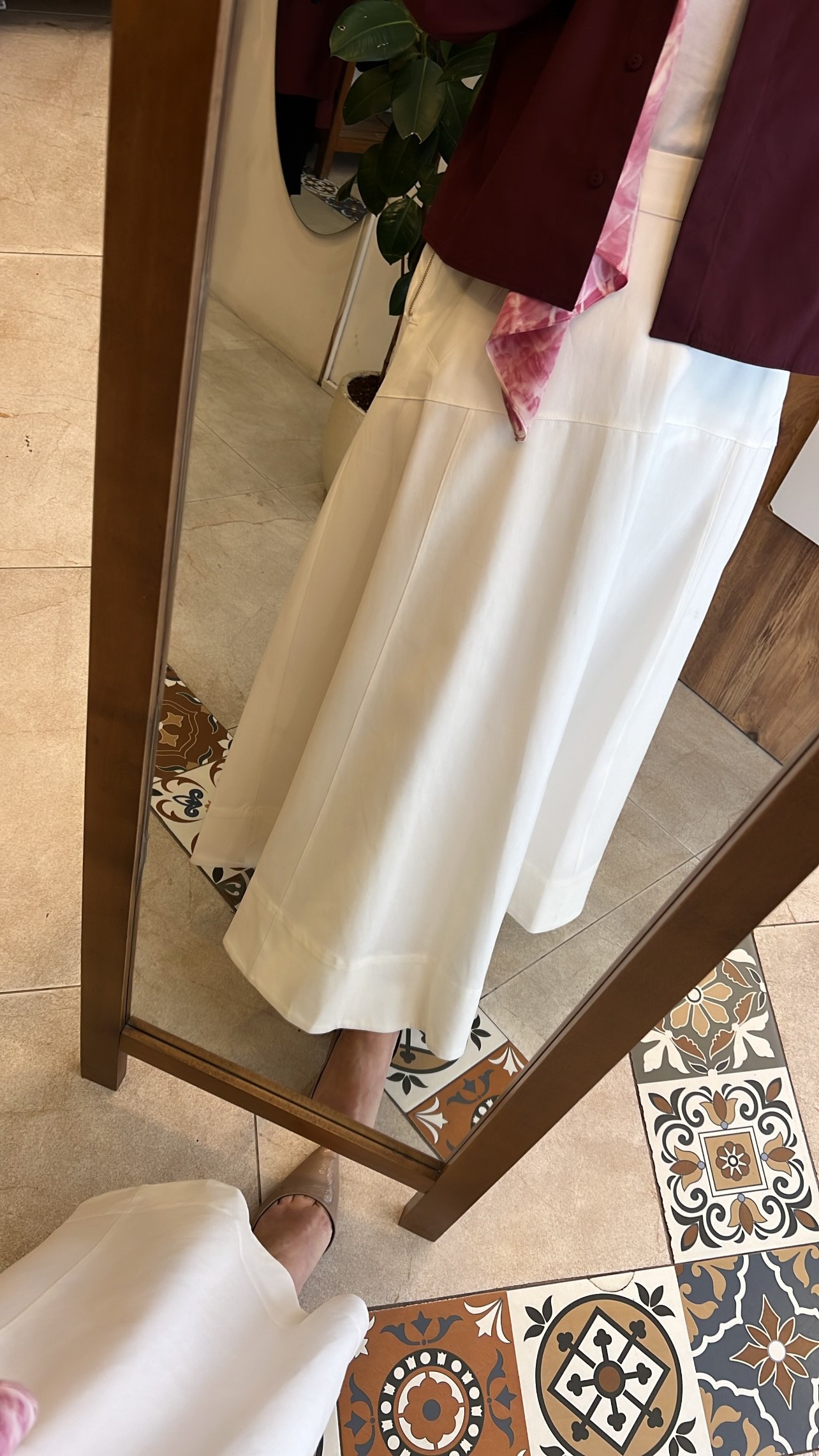 Arlo etek beyaz VENÖVE