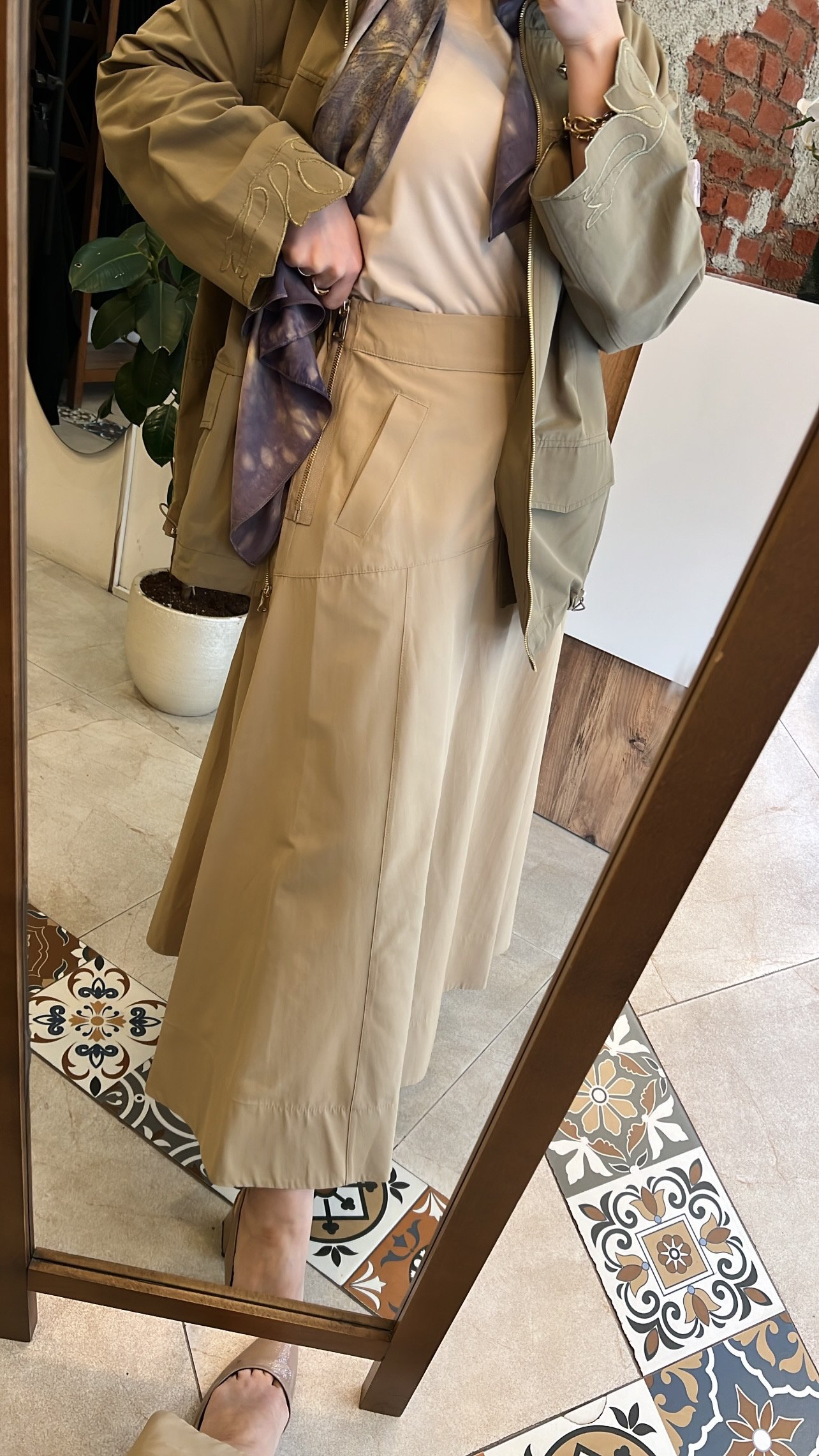 Arlo etek bej VENÖVE 