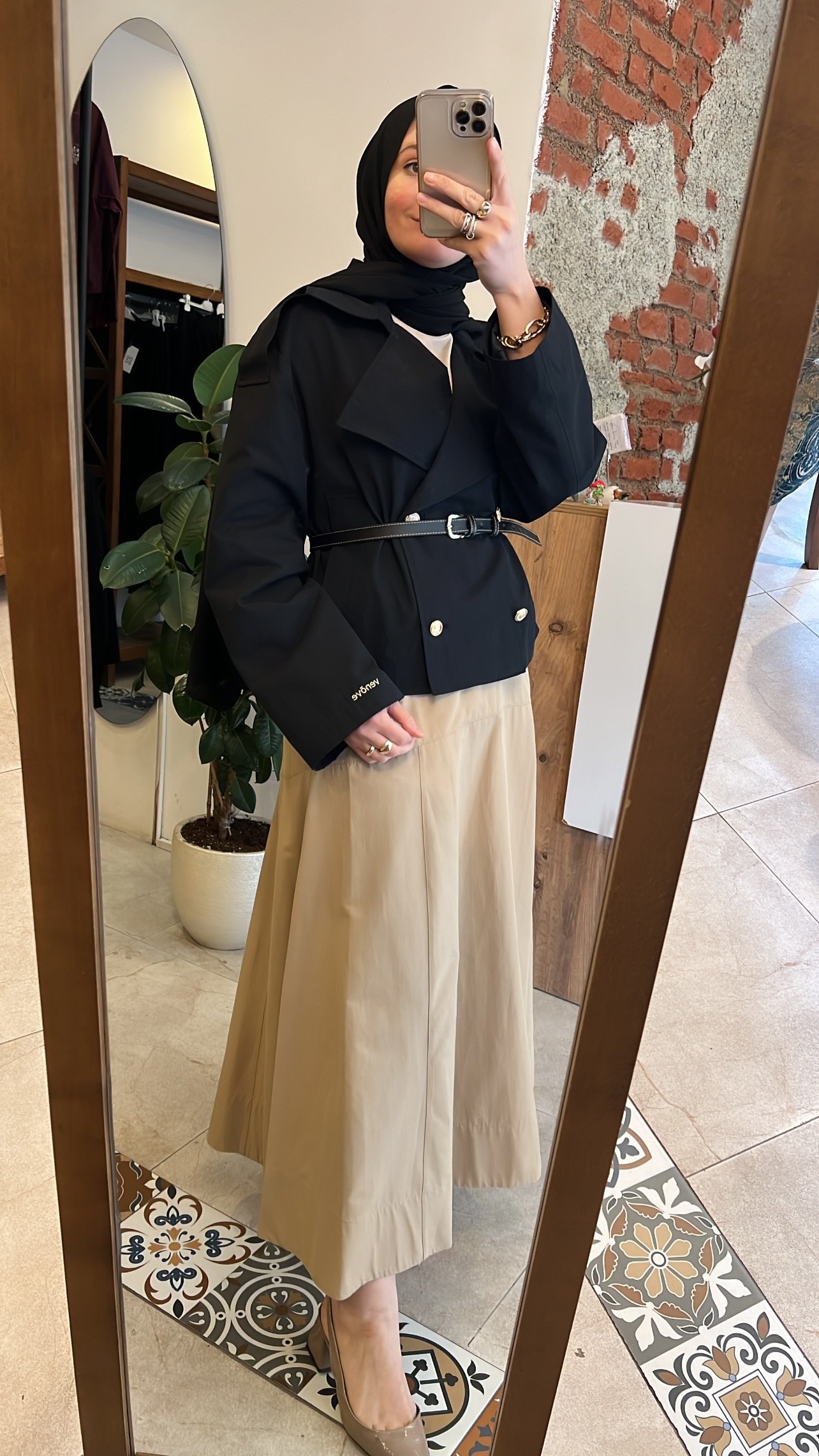 Arlo etek bej VENÖVE 