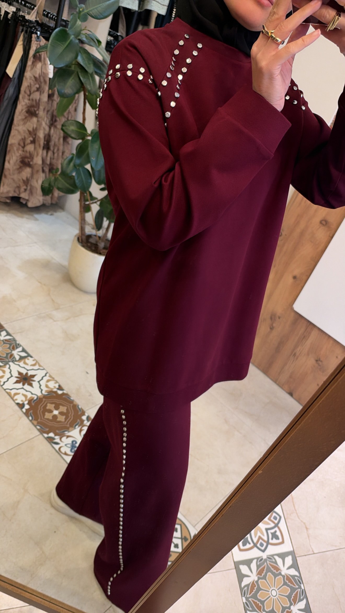 Bluz ve pantolonu çakma detaylı Luna takım bordo CEREMONY