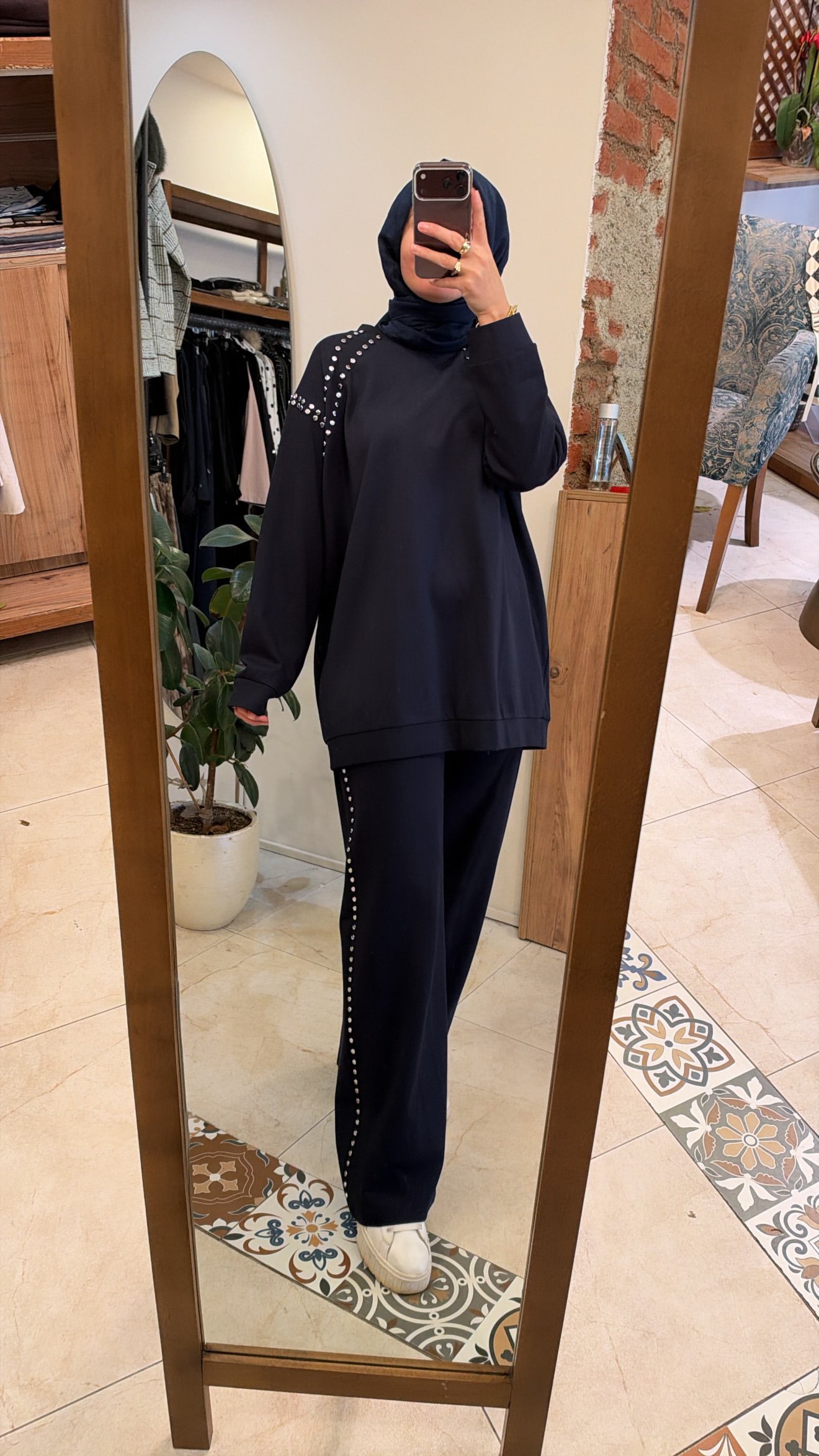 Bluz ve pantolonu çakma detaylı luna takım lacivert CEREMONY