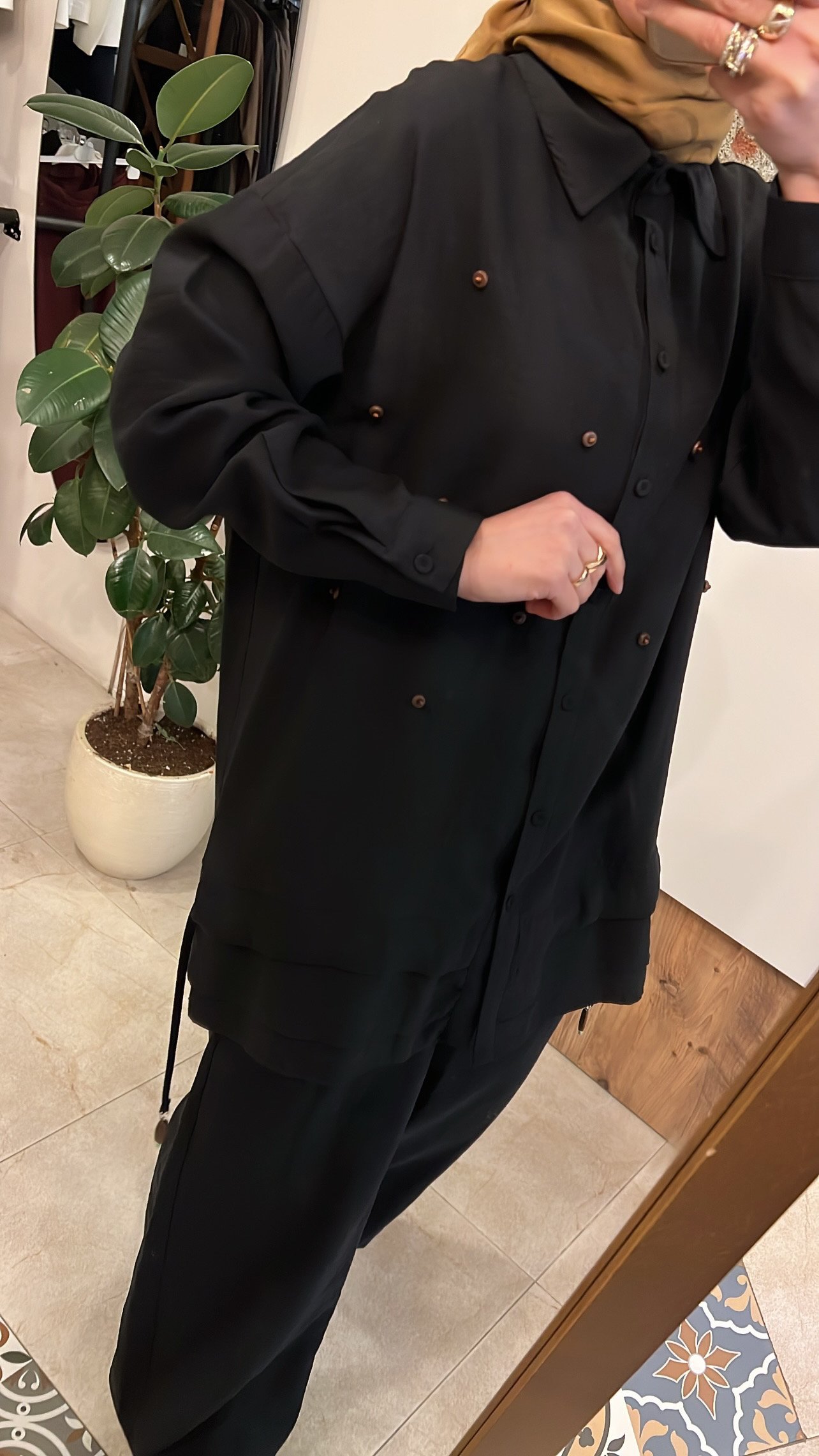 Boncuk detaylı pantolonlu takım CEREMONY