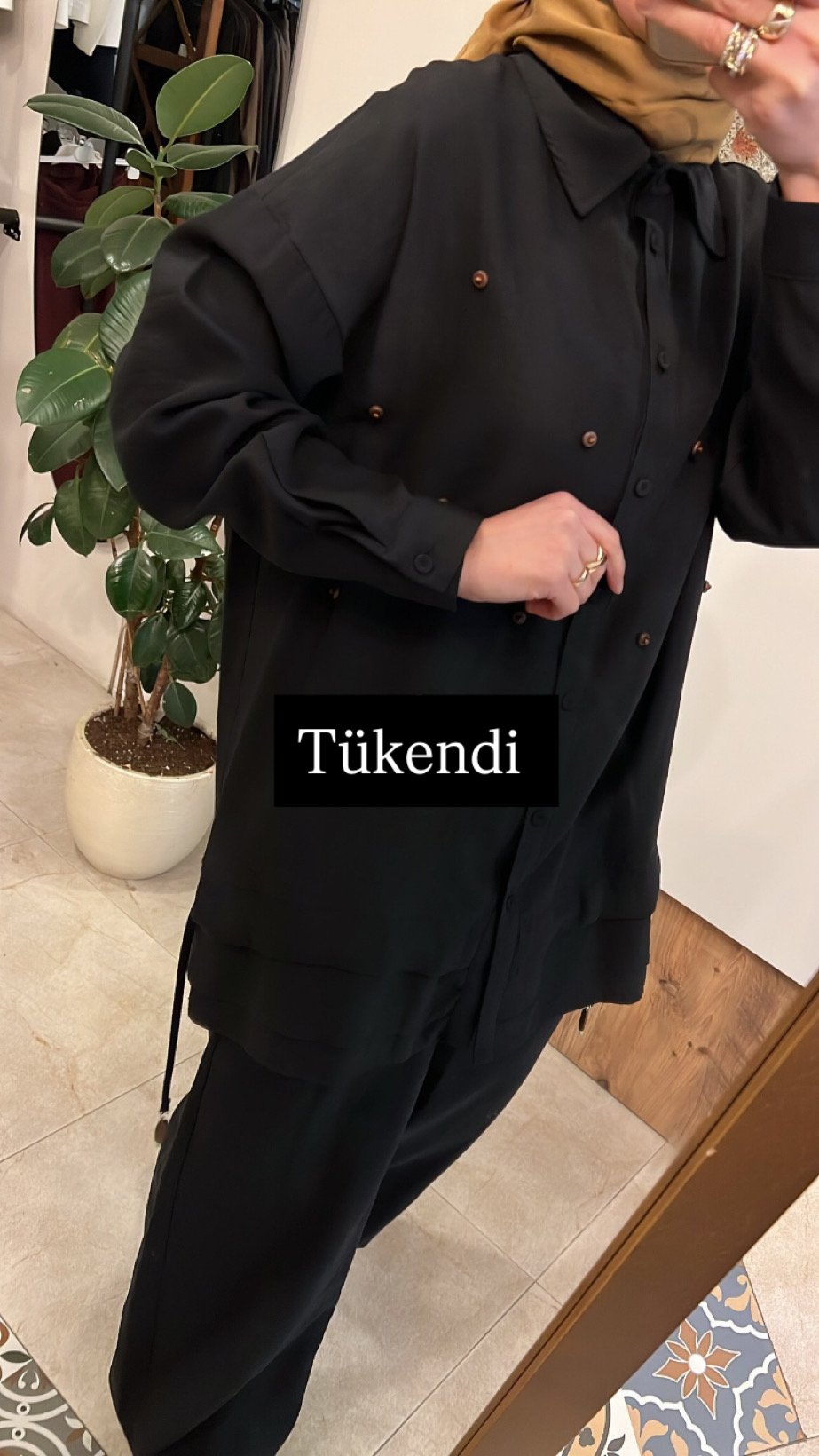 Boncuk detaylı pantolonlu takım CEREMONY