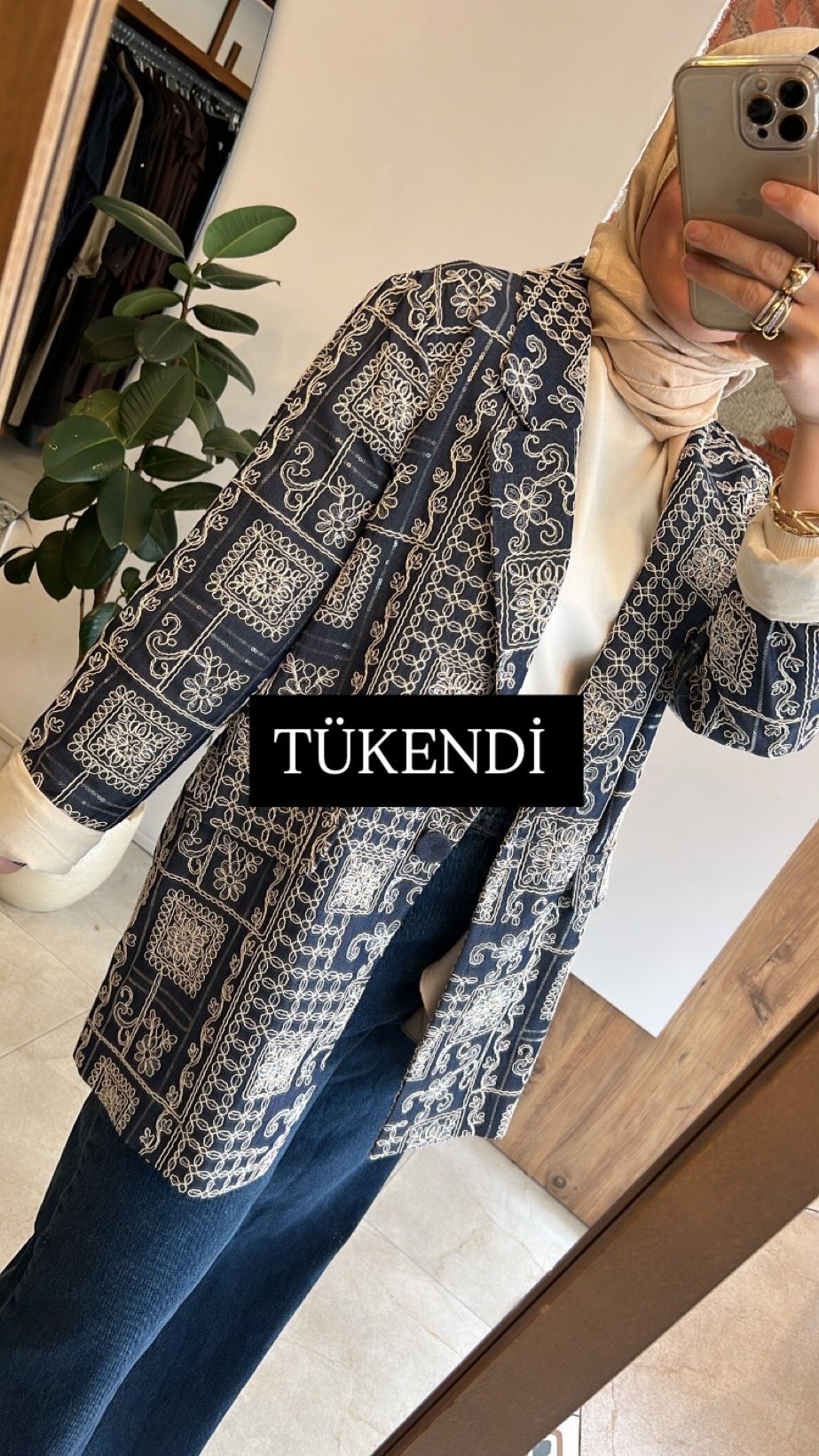 Brode nakışlı kot ceket CEREMONY