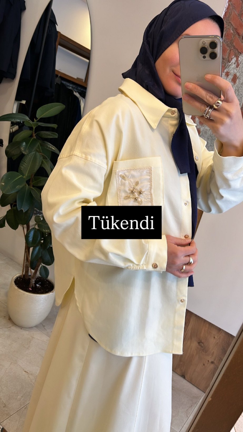 Cebi nakış detayı çıt çıtlı gömlek sarı CEREMONY