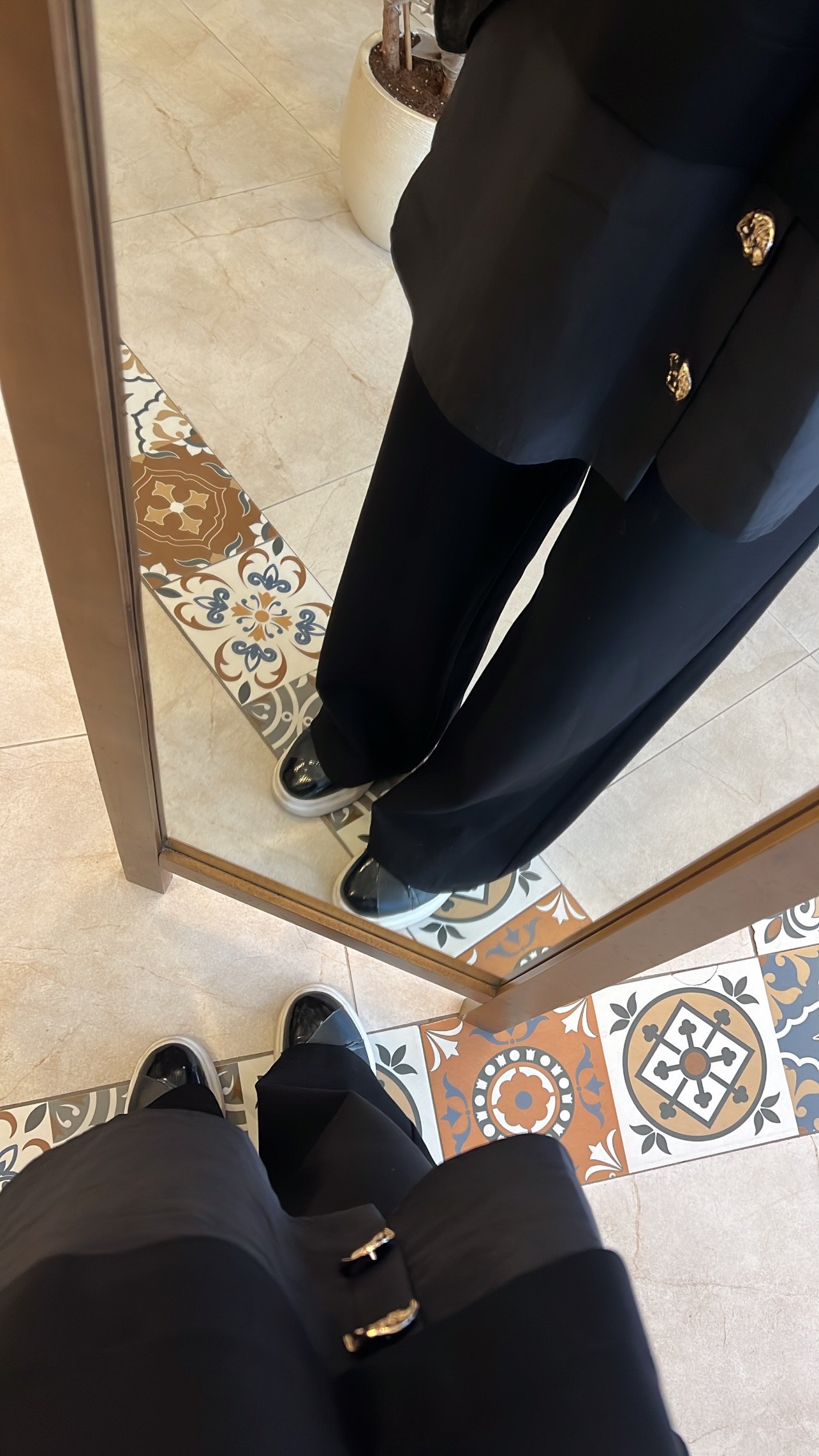 Ceremony gold düğmeli takım siyah