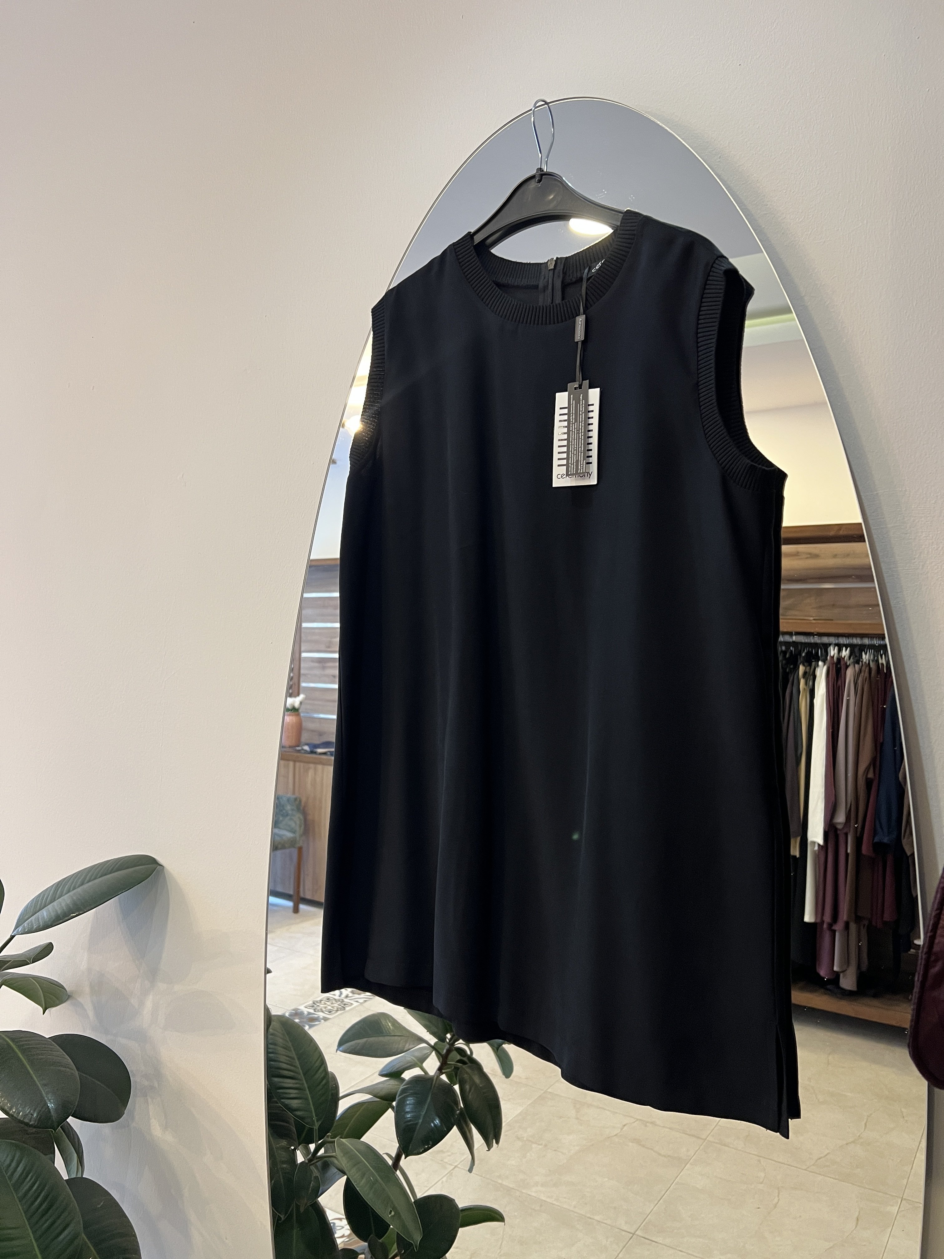 CEREMONY yakası ve omuzları ribanalı içlik tunik siyah