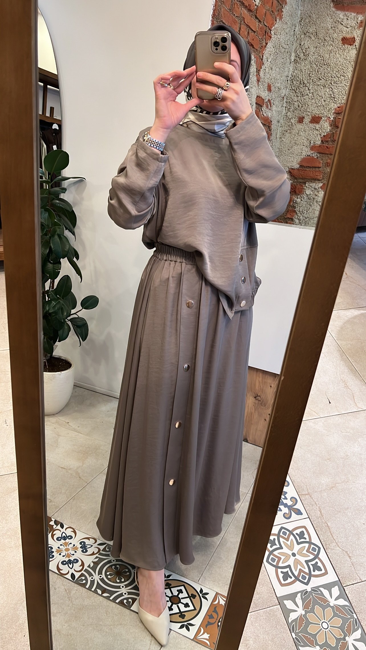 Çıt çıt detaylı sapphire takım küf CEREMONY