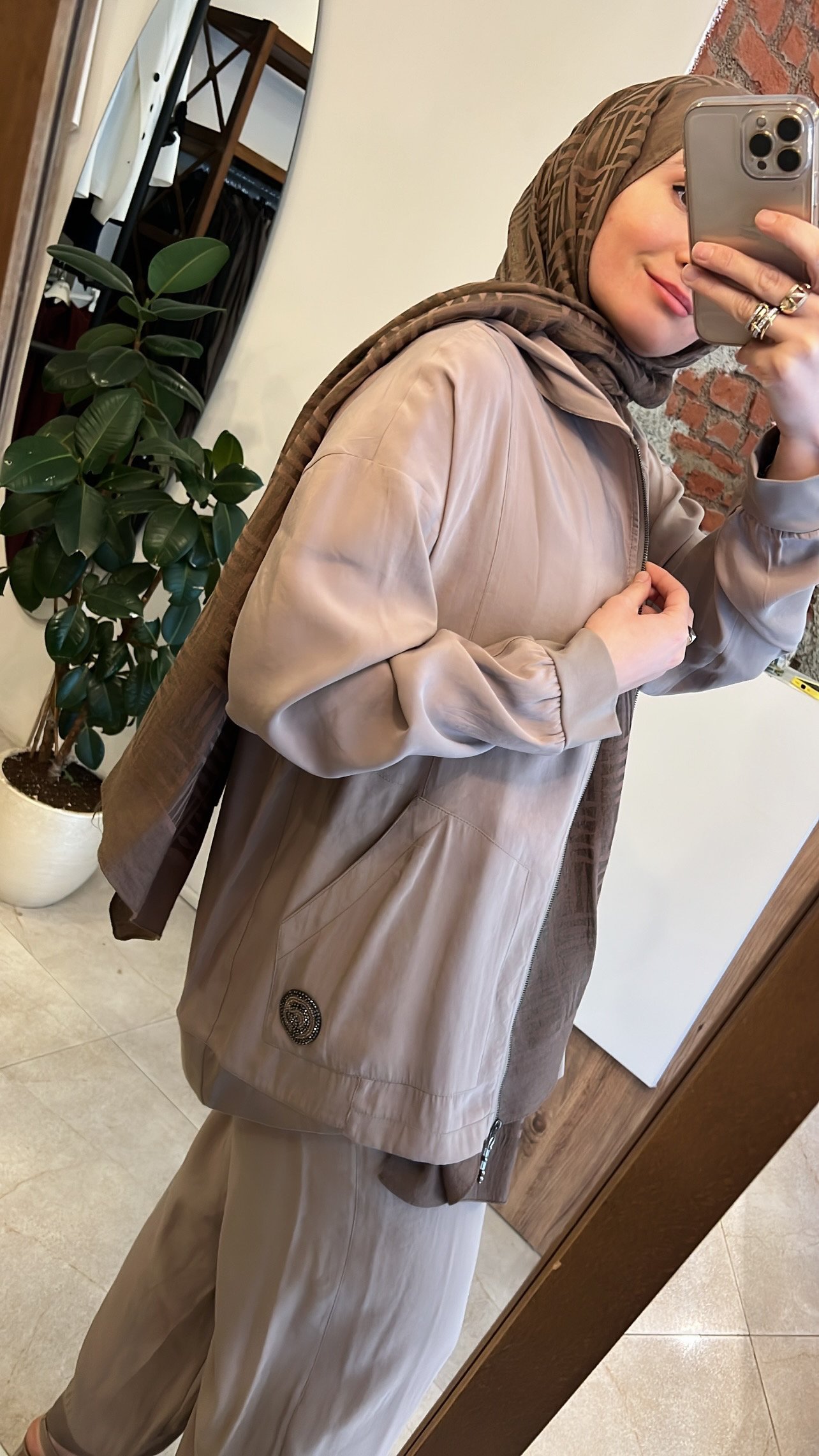 Kapşonlu Modal takım taş rengi CEREMONY