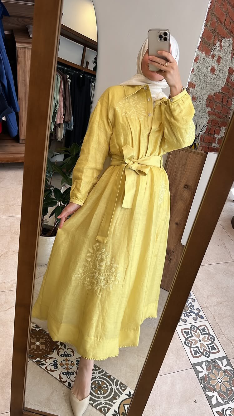 Lily  Elbise Venöve 