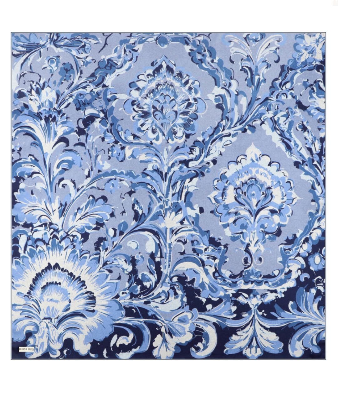 Mavi geçişli omuz şalı 