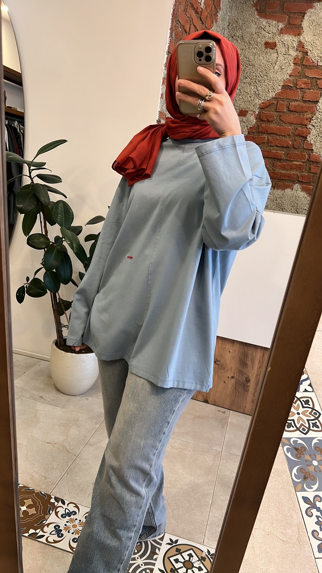 Nakışlı swaet mavi QOOQ