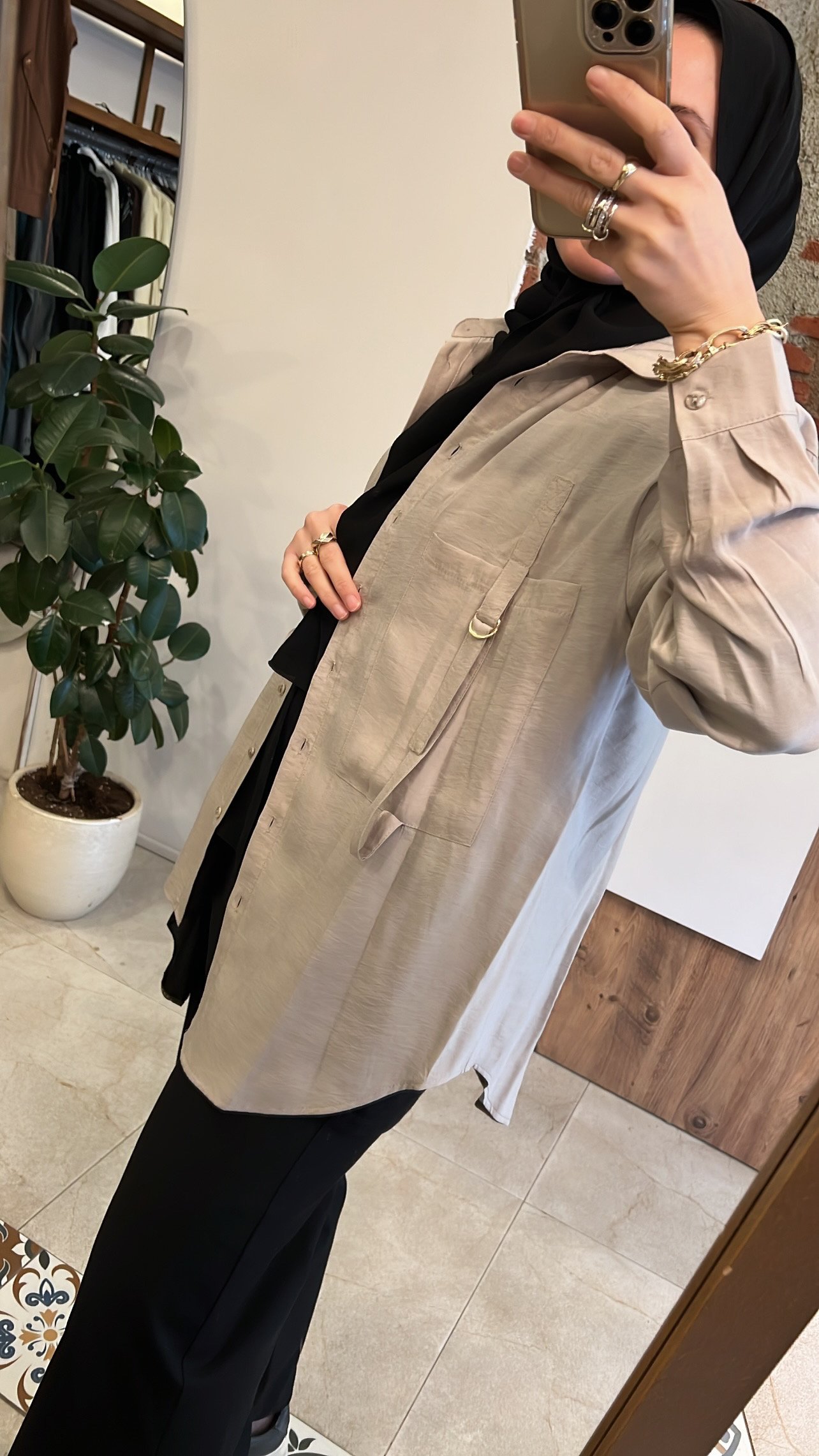 Önden iki cepli gömlek taş CEREMONY