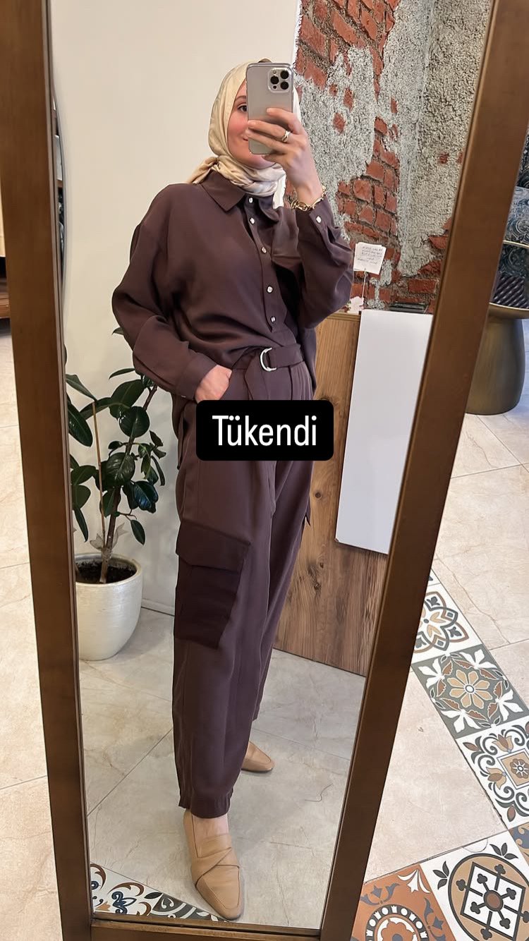 Önü Çapraz Model İkili Takım Kızıl Kahve Ceremony
