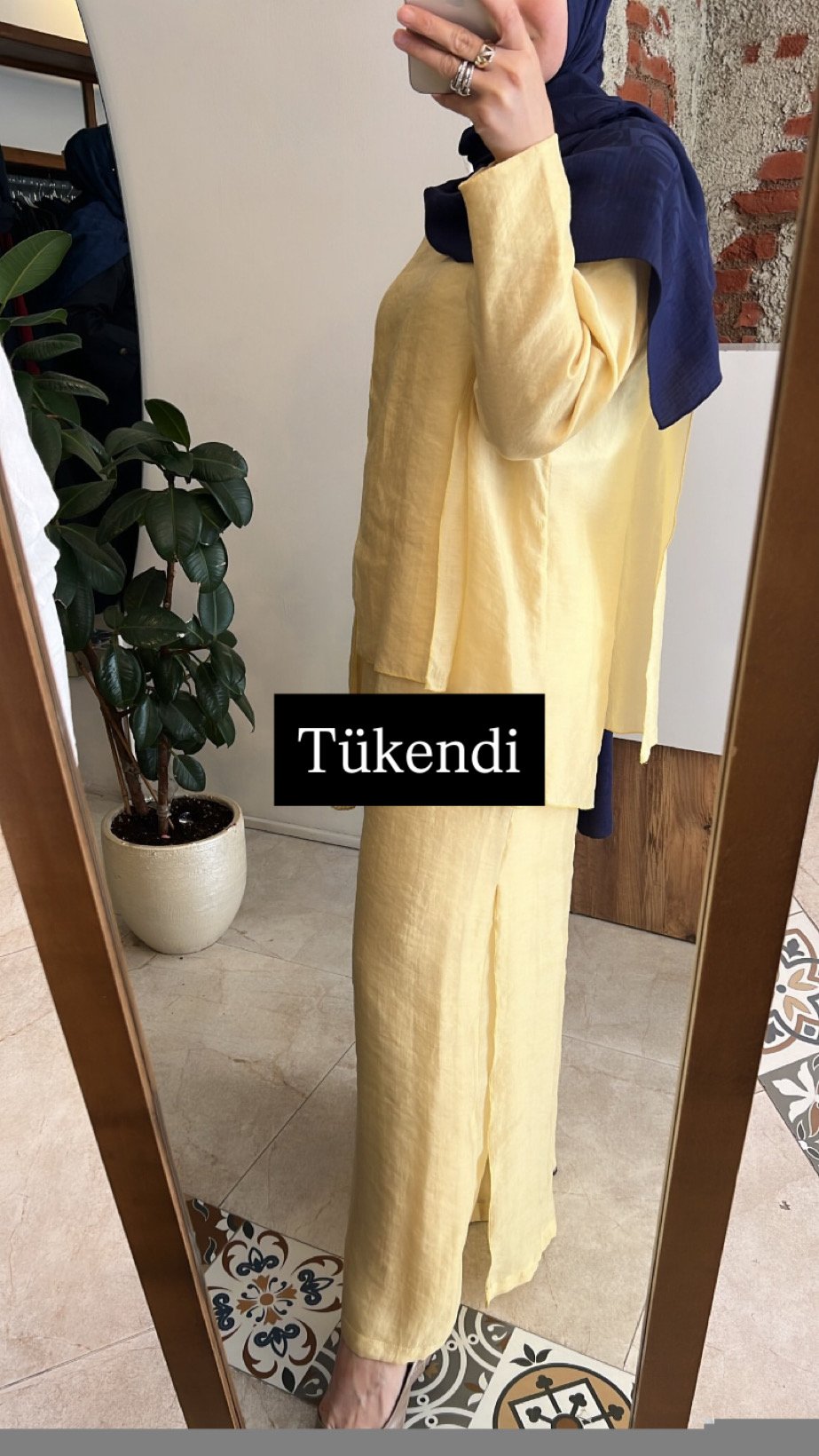 Parçalı Nil takım sarı CEREMONY