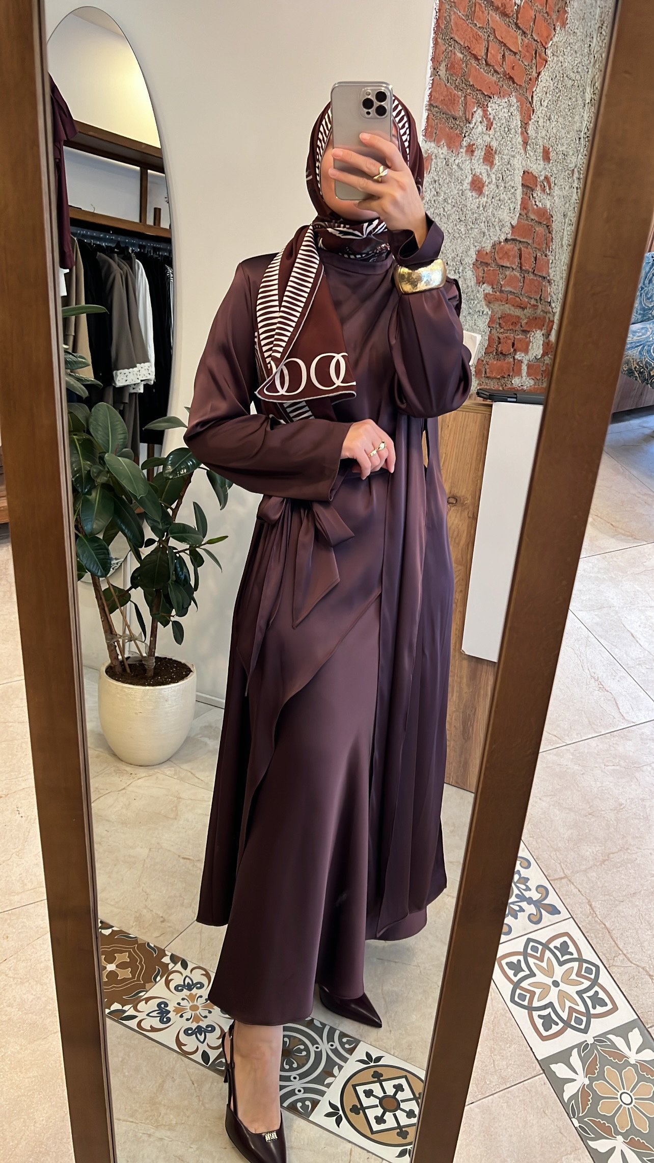 QOOQ saten takım bordo