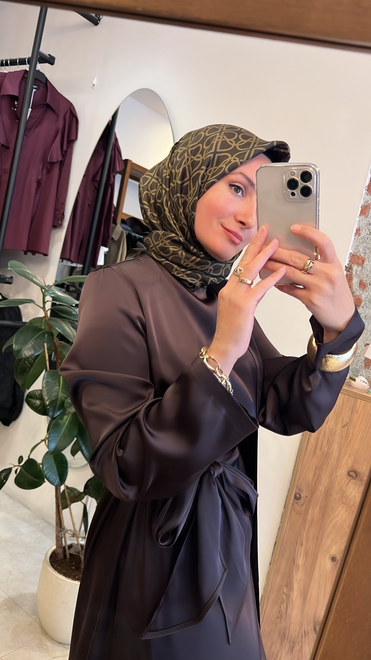 QOOQ saten takım kahve