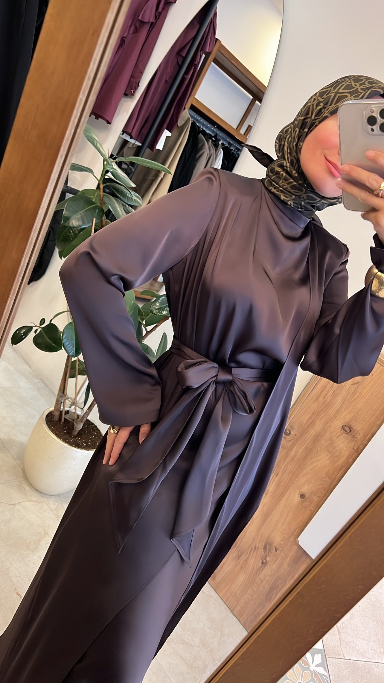 QOOQ saten takım kahve