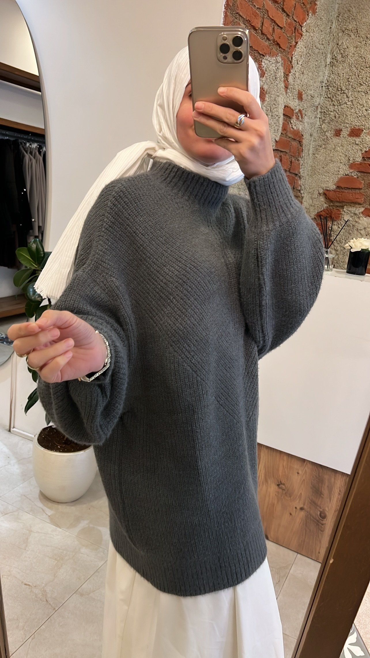 QOOQ triko kazak gri 