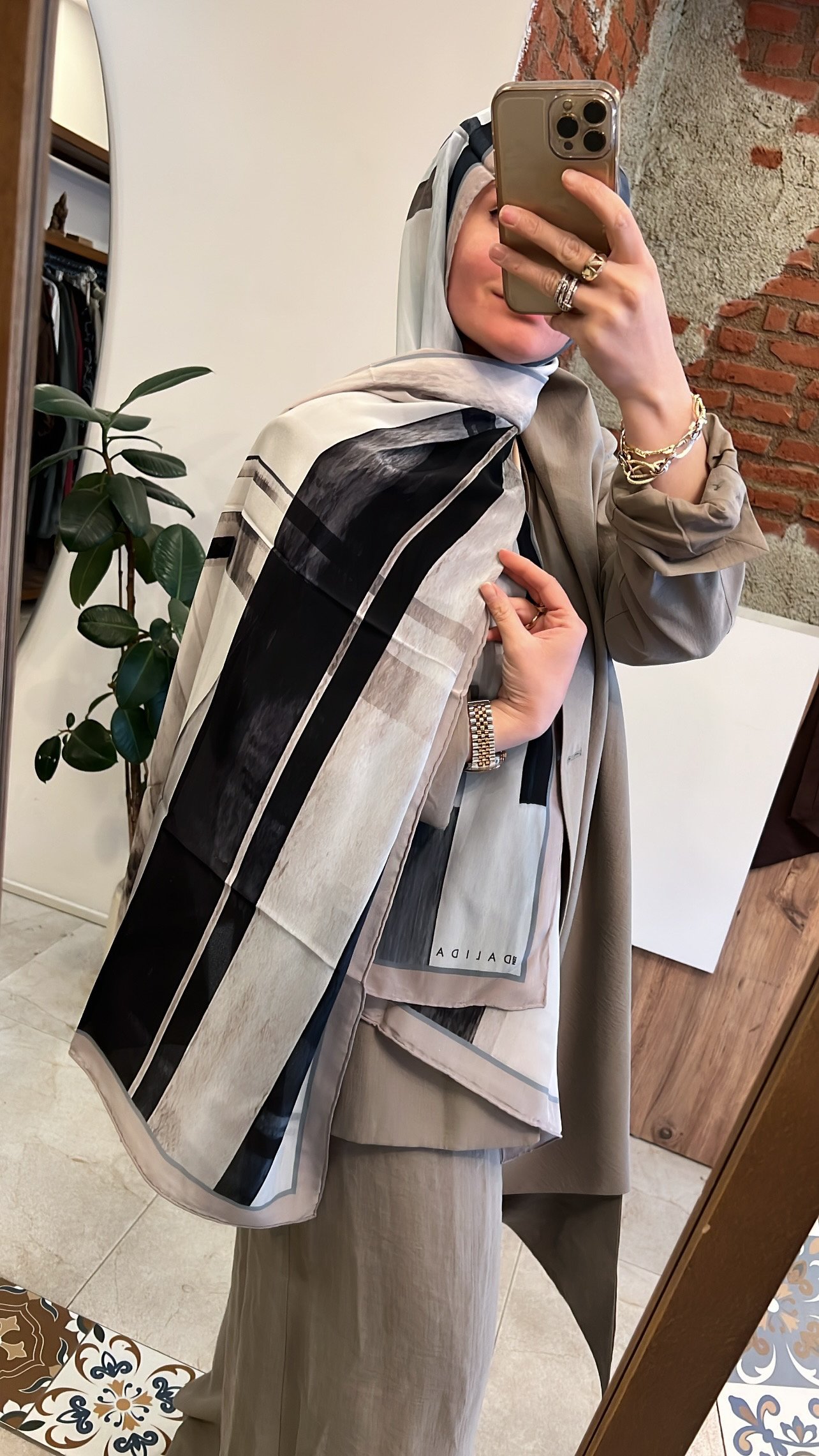 Siyah geçişli vizon şal MİSS DALİDA