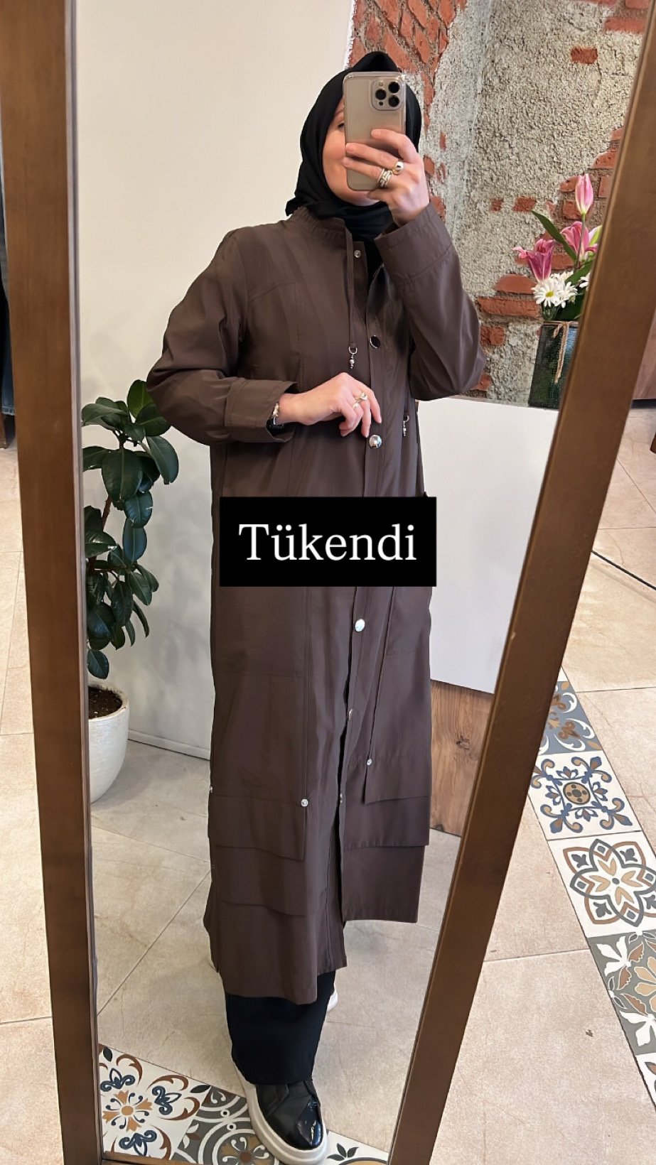 Yakası bağcıklı safir kap kahve CEREMONY