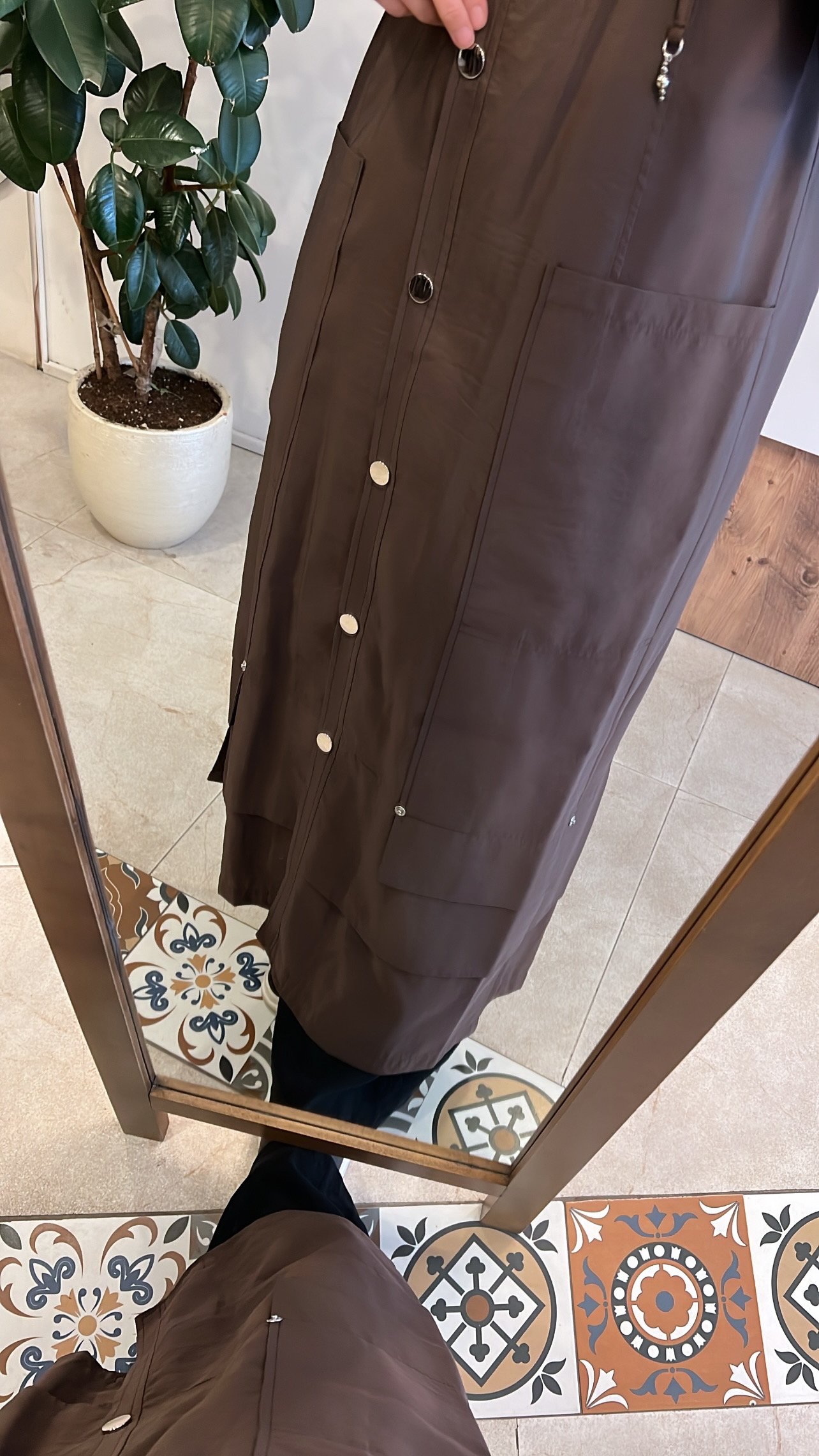 Yakası bağcıklı safir kap kahve CEREMONY