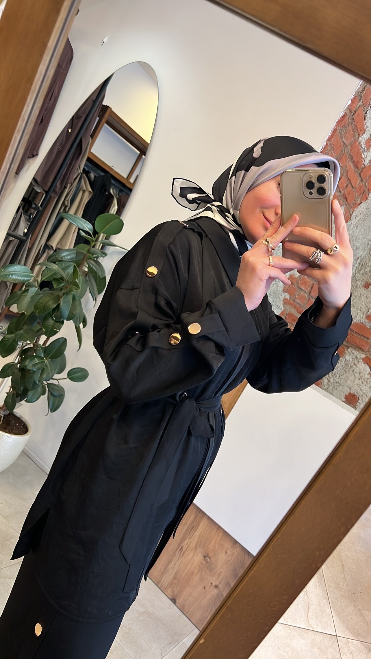 Yanları çıtçıtlı takım siyah CEREMONY