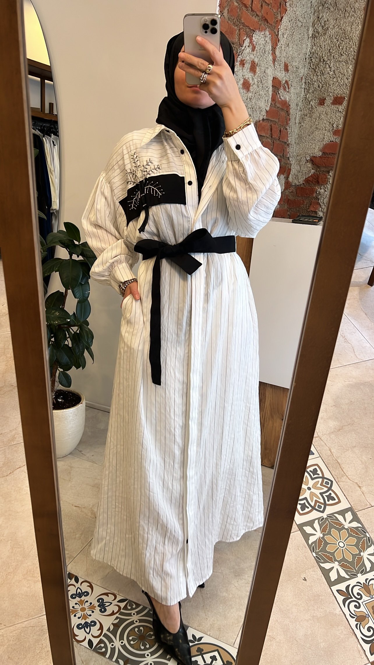 Yaprak işleme detaylı marina elbise CEREMONY