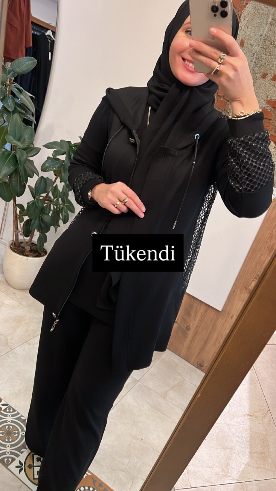 Yelekli üçlü takım LİJA